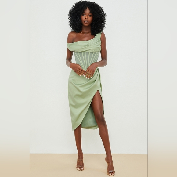 16. NWT HOUSE OF CB LULU PISTACHIO ASYMMETRIC DRAPE MIDI CORSET DRESS - Picture 4 of 13
